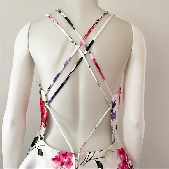 DEAR MOON Spaghetti Strap V-Neck Floral Print Strappy Back Fit & Flare Dress NWT - Picture 7 of 14